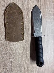 Самодельный нож. Omatehtud nuga. (2 фото из 3)
