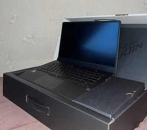 ASUS ROG Zephyrus G14 (RTX 2060) (1 foto / 5)