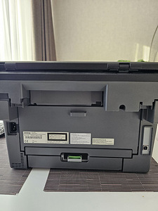 Brother DCP-L2510D (2 foto / 3)