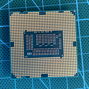 Intel Core i7-3770K LGA1155 (2 foto / 2)