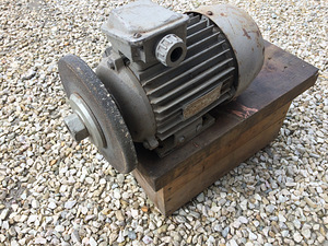 Elektrimootor, käi 380v, 1,5 kw (2 foto / 3)
