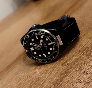 Uued meeste käekellad Omega Seamaster (2 foto / 3)