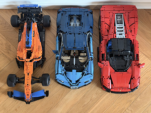 Коллекция из 3 суперкаров LEGO (2 фото из 3)