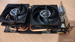 Видеокарта AMD R9 270X Sapphire (1 фото из 4)
