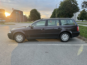 Volkswagen Passat 4motion 1.9 TDI 96kw (2 foto / 8)