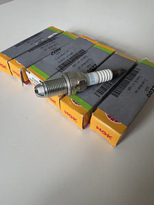 BMW uued süüteküünlad 6tk NGK BKR6EK 2288