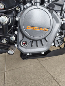 KTM Duke 125 куб 11 kw 2020 (7 фото из 10)