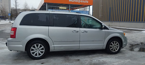 Продам Chrysler Grand Voyager (6 фото из 13)