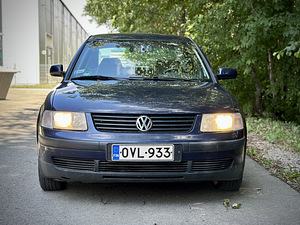 Volkswagen Passat 1.8 110kW (8 foto / 14)