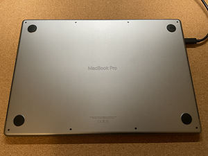 MacBook Pro 16" Apple M1 Pro 10C CPU, 16C GPU/32GB/512GB SSD (3 foto / 4)