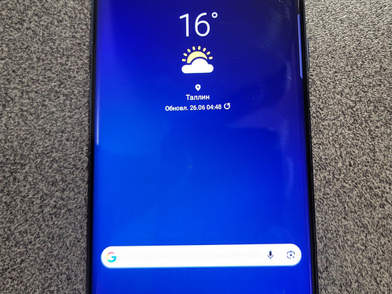 В очень хорошем состоянии Samsung S9 Plus 64gb