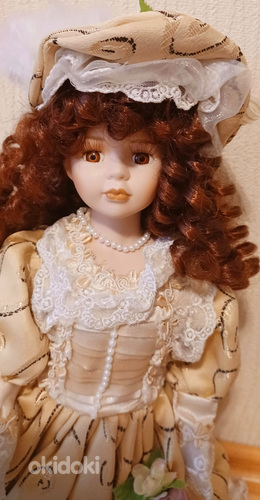Фарфоровая кукла (фото #1)