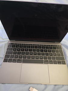MakBook (1 foto / 3)
