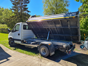 Lahtiste kaupade vedu, väike kallur kuni 4 t. (1 foto / 7)