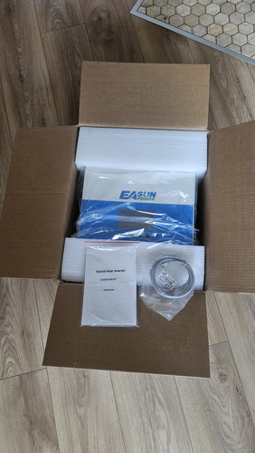 HYBRID INVERTER EASUN 6.5 KW