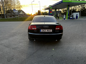 Audi A8 4.2TDI Quattro 240kw (5 foto / 9)