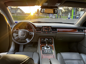 Audi A8 4.2TDI Quattro 240kw (9 foto / 9)