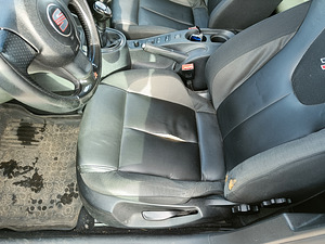 Seat Leon FR (7 фото из 7)