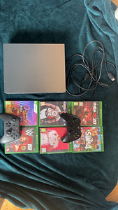 Xbox one x + mängud (1 foto / 2)