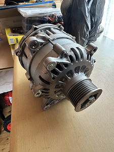 Mercedes benz sõiduauto 48v alternator hybrid (2 foto / 3)