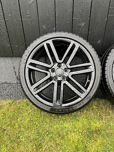 Оригинальные диски Audi RS6 R20, 5x112, ET25 (2 фото из 6)