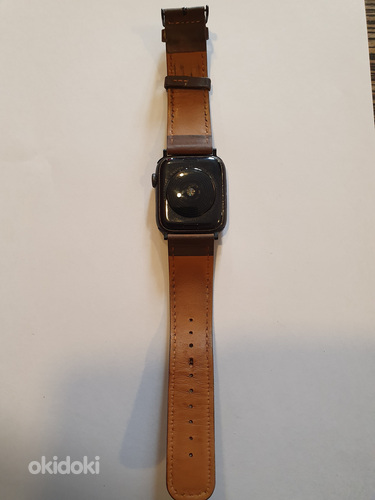 Apple Watch SE 44 мм (фото #2)