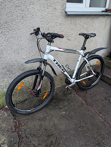 Maastikuratas MTB Trek 3700 26" (1 foto / 10)