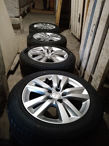 Peugeot оригинальные диски 16'' 5X108 + шины (1 фото из 6)