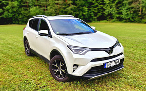 Toyota RAV4 2.0 105kW (3 foto / 15)