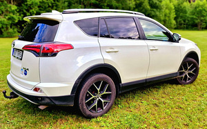 Toyota RAV4 2.0 105kW (4 foto / 15)