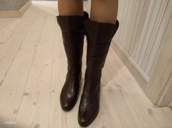 Женские кожаные сапоги, темно-коричневые, 42 (фото #1)