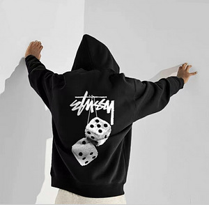Stüssy (2 фото из 3)