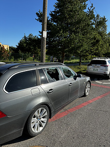 BMW e61 2005 (1 foto / 3)