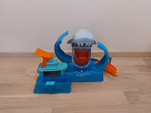 HOT WHEELS City Robo Shark Frenzy GJL12 (3 foto / 4)