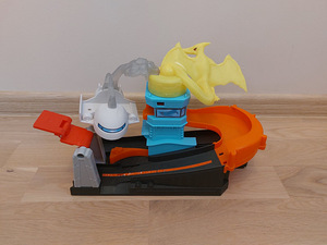 Hot Wheels City Ptero Port Attack Play Set GBF94 (1 foto / 2)