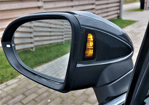 Volkswagen Passat Comfortline 2.0 TDI 110 kW (4 foto / 15)