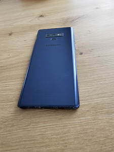 Samsung Galaxy Note 9 (2 foto / 2)