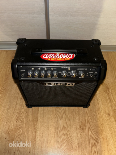 Гитарный комбоусилитель Line 6 Spider IV 15