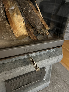 Nunnauuni soojustsalvestav voolukivist kamin-ahi (5 foto / 7)