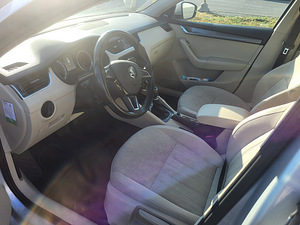 Skoda octavia 2017 (7 foto / 8)