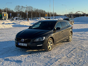 Volvo V60 Business Edition 2.0 D4 140kW (1 foto / 5)