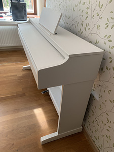Digitaalne klaver Yamaha Arius YDP 163 (4 foto / 4)