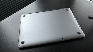 MacBook Pro 13inch Toudchbar 2016 2,9GHz i5 8GB (3 foto / 5)