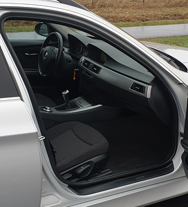 BMW 330D E91 MANUAAL (5 foto / 9)