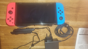 NINTENDO SWITCH täis komlekt pakkendiga (2 foto / 10)