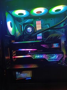 Gigabyte Radeon RX 6900 XT Aorus Master 2.0 16GB DDR6 (1 foto / 5)