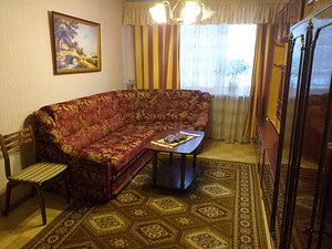 Сдам 1комнатную квартиру на 2 этаже меблированную кавартир (2 foto / 10)