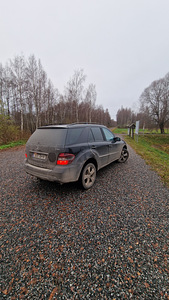 M/V MB ml320 cdi 2006 (3 фото из 7)
