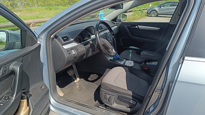 Passat B7 Alltrack 2012 2.0 125kW (6 foto / 8)