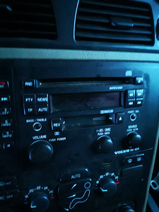 Volvo Hu-603 must cd makk ja kassett makk